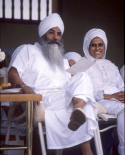 Siri Singh Sahib and Bibiji